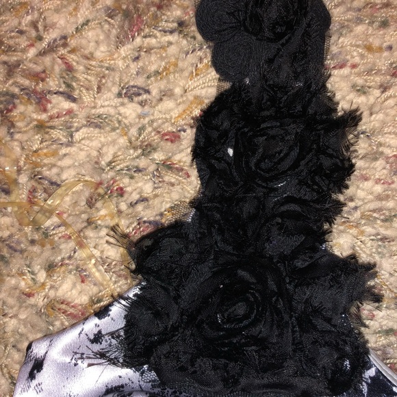 Fitted One Shoulder Dress - Picture 4 of 6